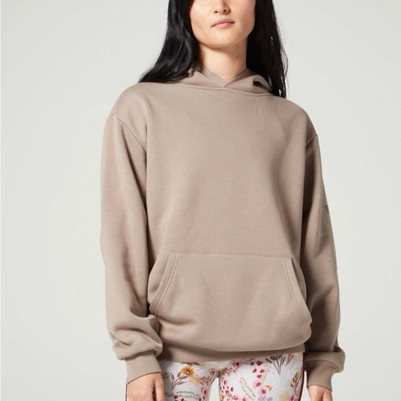 Wear It To Heart Tops - NWT Wear It To Heart - RELAXED DRIVER HOODIE IN PORTOBELLO